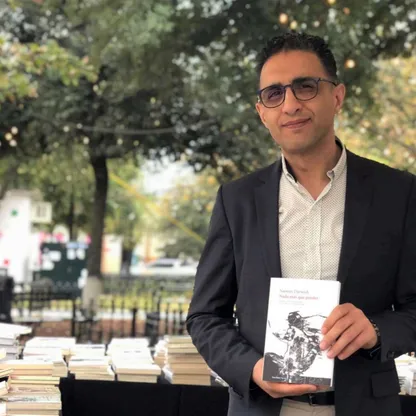 نجوان درويش يفوز بـ"الجائزة الكبرى للشعر الأجنبي"