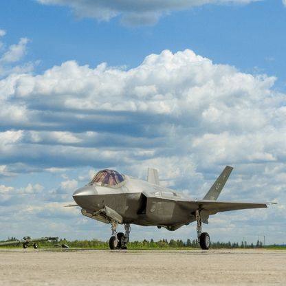 ترمب: سنزيد المبيعات العسكرية للهند.. ونمهّد لحصولها على F-35