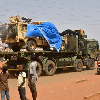 جنود فرنسا يغادرون النيجر.. وواشنطن تكشف تصنيفها الرسمي للوضع في نيامي