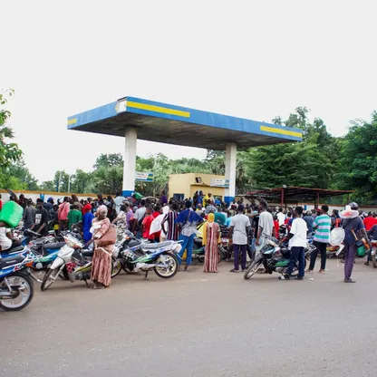 مالي.. "القاعدة" تقترب من الاستيلاء على باماكو وتقطع الإمدادات عنها