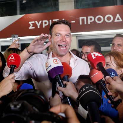 مهندس خروج اليونان من أزمتها المالية ينسحب من حزب "سيريزا"