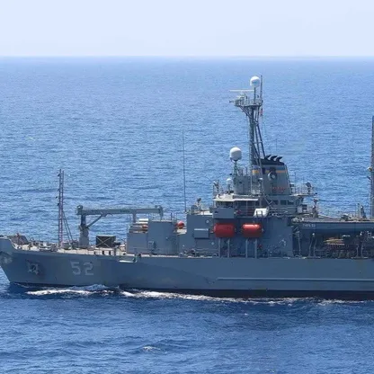 البحرية الأميركية تبدأ تزويد قوارب العمليات الخاصة بمسيرات انتحارية