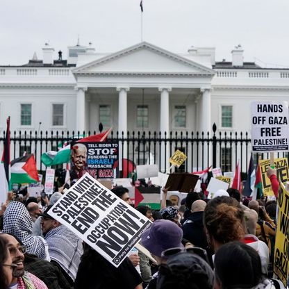 احتجاجات حرب غزة تبعثر أوراق بايدن الانتخابية وتتحدى الديمقراطيين