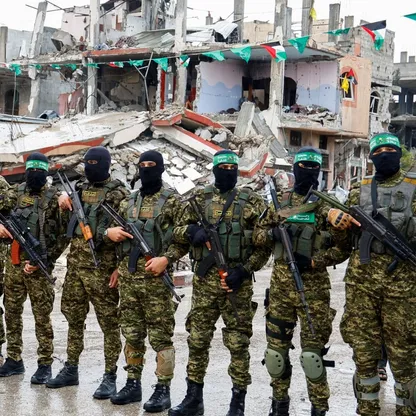 حماس تستعد لانتخاب قيادة جديدة لمدة عام.. والخيار بين الحية ومشعل