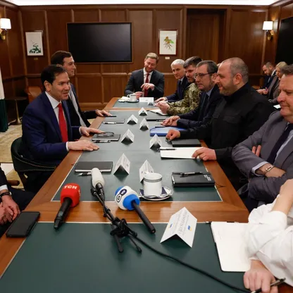 محادثات فلوريدا.. كييف تبحث عن "الضمانات الأمنية" وواشنطن تركز على الاقتصاد