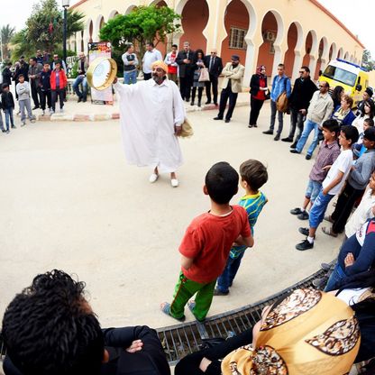 حكواتي الجزائر.. فن شعبي ودور في تثبيت الذاكرة