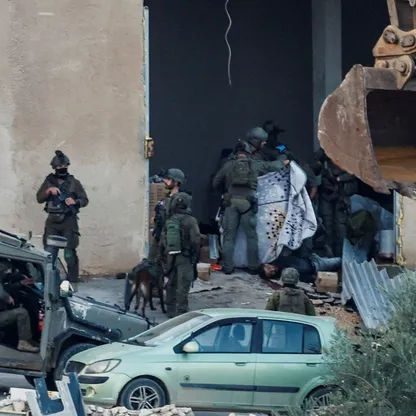 إسرائيل تدفع بتعزيزات عسكرية إلى الضفة الغربية وسط اتهامات بـ"جرائم حرب"