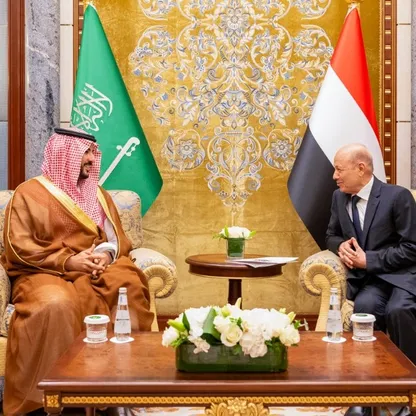 وزير الدفاع السعودي يبحث مع العليمي الوصول إلى حل سياسي شامل في اليمن