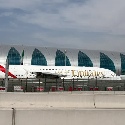 بعد التعطل بسبب حرب إيران.. الإمارات تعيد حركة الطيران تدريجياً