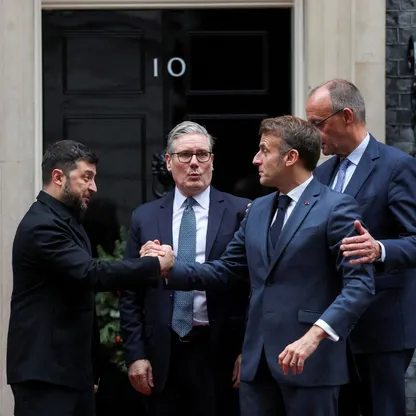 زيلينسكي بعد اجتماع مع قادة أوروبا: لن نتخلى عن أراضينا وسنقدم لواشنطن مقترحاً مضاداً