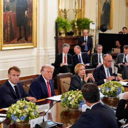 أوروبا تسعى لصياغة ضمانات أمنية لكييف تشمل إرسال قوات إلى أوكرانيا
