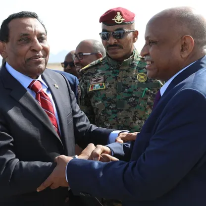 مصادر لـ"الشرق": رئيس وزراء السودان سيصدر قراراً خلال ساعات بحل الحكومة