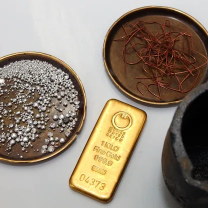 انهيار أسعار المعادن.. النحاس والبلاديوم والبلاتين تلحق بالذهب والفضة