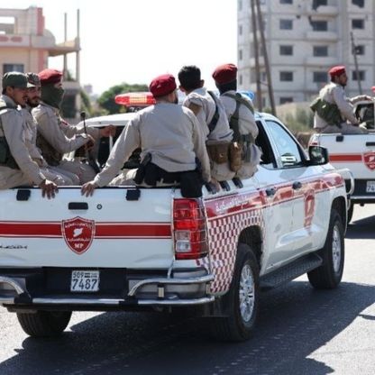 وزير الدفاع السوري يعلن وقف إطلاق النار في السويداء بعد اتفاق مع الوجهاء والأعيان