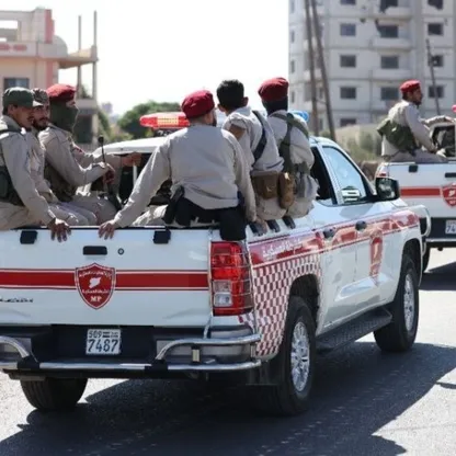 وزير الدفاع السوري يعلن وقف إطلاق النار في السويداء بعد اتفاق مع الوجهاء والأعيان