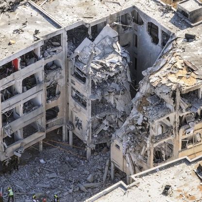بالصور.. دمار واسع وإصابات في أعنف هجوم إيراني على إسرائيل منذ اندلاع الحرب
