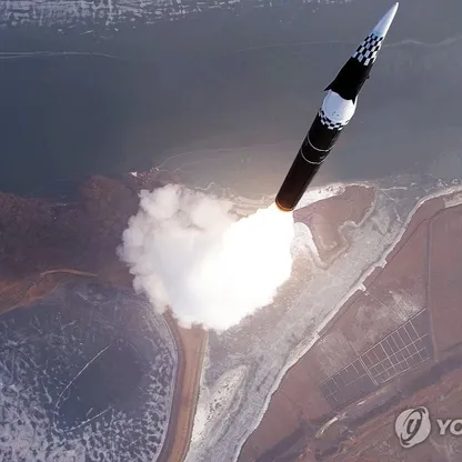 كوريا الشمالية تطلق صاروخاً باليستياً باتجاه بحر اليابان.. وتاكايتشي: لا أضرار