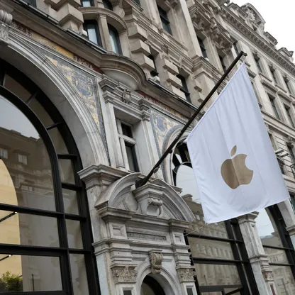 أبل ترفع مكافآت الكشف عن أخطر الثغرات البرمجية إلى 2 مليون دولار