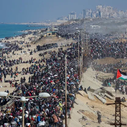 ترمب يبحث مفاوضات غزة مع فريق الأمن القومي قبل مغادرة وفد أميركي إلى مصر