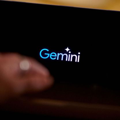 جوجل تضيف ميزة تحليل الملفات إلى خدمات Gems وGemini Live