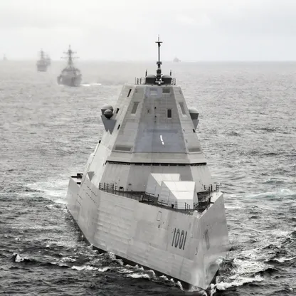 أميركا تعزز قدرات المدمرة الشبحية Zumwalt بنظام أسلحة فرط صوتية