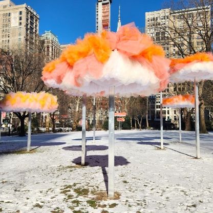 "التول" الشفاف يدخل ميدان الفن في نيويورك