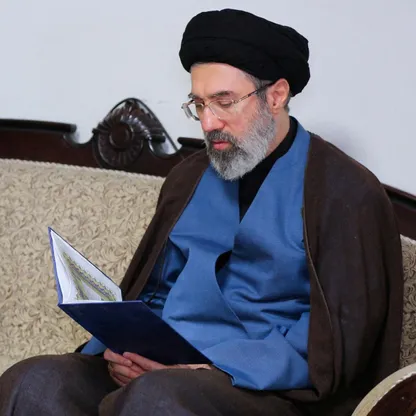 في ثاني رسالة.. مجتبى خامنئي: "خط الجبهة في إيران أقوى بكثير مما يظن الأعداء"