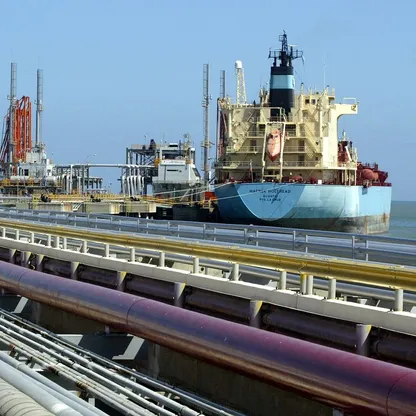 ترمب: فنزويلا ستشتري سلعاً أميركية بعائدات بيع النفط