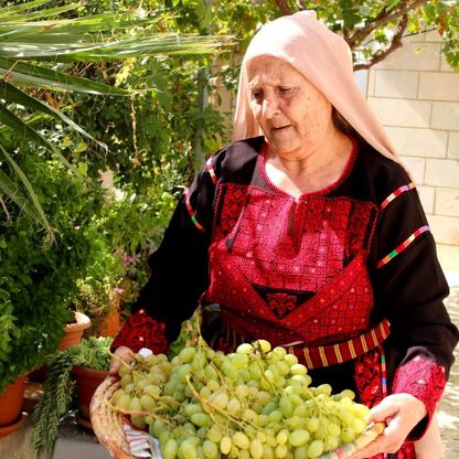 "نَفَس الأرض" يوثق ذاكرة فلسطين الشفاهية والبصرية