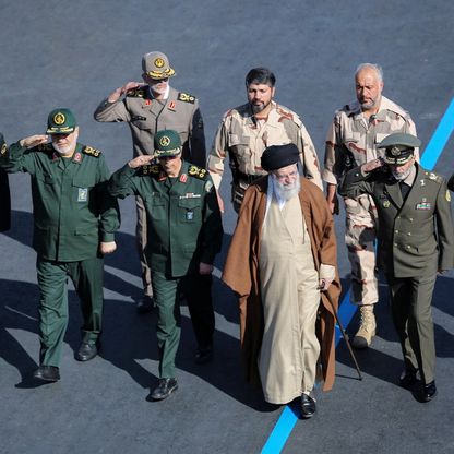 إيران بعد العاصفة.. أسئلة صعبة ترسم مستقبل النظام
