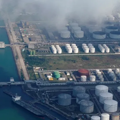 موسكو وبكين تبحثان زيادة صادرات النفط الروسي إلى الصين