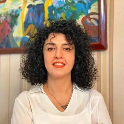 إيرانية تفوز بجائزة نوبل للسلام.. من هي نرجس محمدي؟