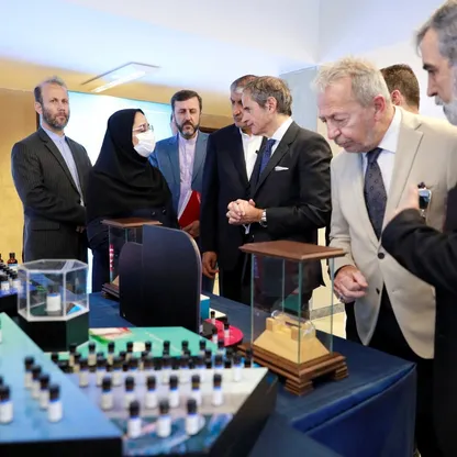 مفاوضات أميركا وإيران.. رئيس الموساد ووزير إسرائيلي يلتقيان ويتكوف قبل جولة روما