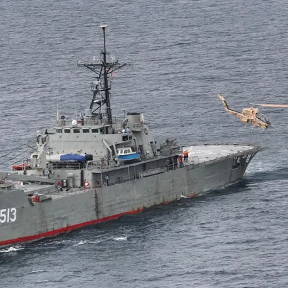 عشرات السفن ترسو خارج الموانئ الإيرانية وسط تصاعد التوتر مع أميركا