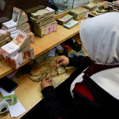 "نقطة تحول".. ترمب يكتب نهاية 46 عاماً من العقوبات الأميركية على سوريا