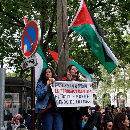 تظاهرات حاشدة في باريس تنديداً بالقصف الإسرائيلي على مخيم رفح