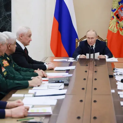 روسيا تتهم أوكرانيا بمحاولة استهداف مقر إقامة بوتين.. وزيلينسكي ينفي