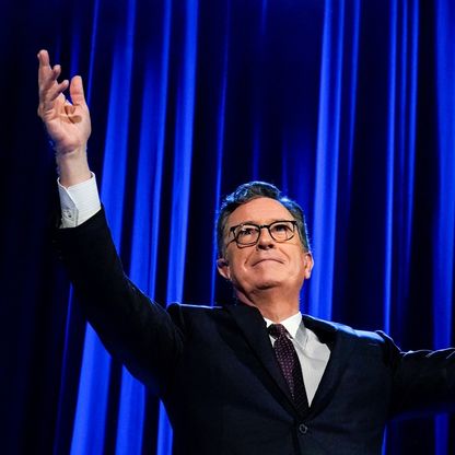منتقد بارز لترمب.. CBS تُنهي برنامج The Late Show مع ستيفن كولبير