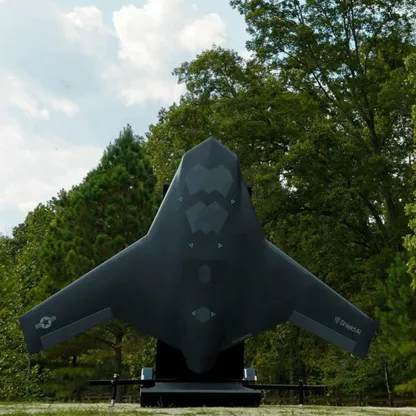 تقلع وتهبط عمودياً.. أميركا تكشف عن مسيّرة متعددة المهام