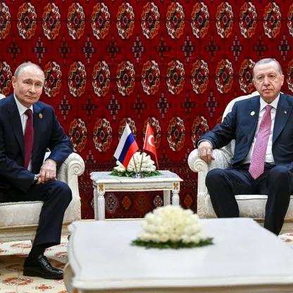 أردوغان يقترح على بوتين وقفاً جزئياً للنار بأوكرانيا يشمل منشآت الطاقة