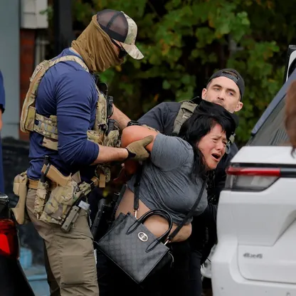 بعد طلب إدارة ترمب.. أبل تحذف تطبيقات لتتبع عناصر وكالة الهجرة من متجرها