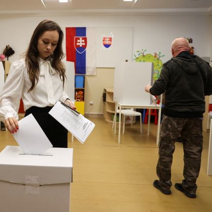 سلوفاكيا.. انتخابات برلمانية محتدمة تحدد مصير دعم أوكرانيا
