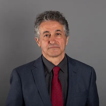 البروفيسور ماجد شرقي يفوز بجائزة نوابغ العرب في العلوم