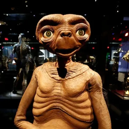 الكائنات الفضائية على طاولة أبحاث البنتاجون