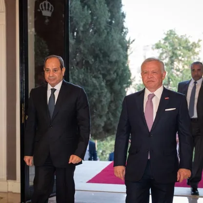 السيسي وملك الأردن يؤكدان "حتمية" سرعة إعادة إعمار غزة