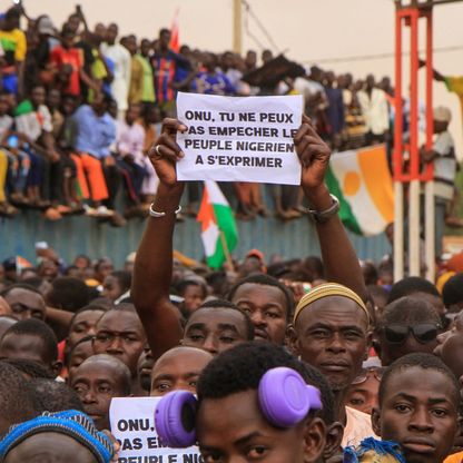 فرنسا تعلن بدء سحب قواتها من النيجر هذا الأسبوع