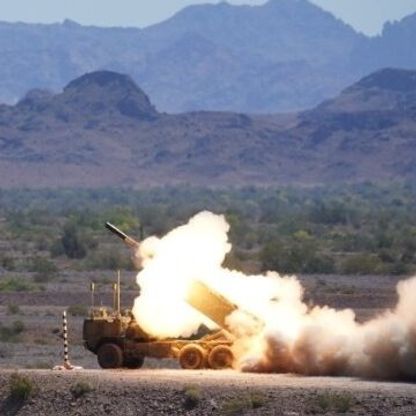 قادرة على إطلاق صواريخ Tomahawk.. أميركا تخطط لتشغيل قاذفات ذاتية التشغيل