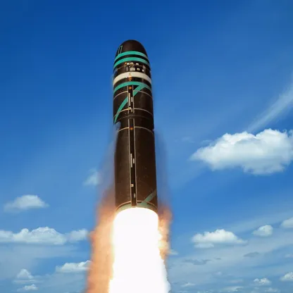 "يطلق من الغواصات".. فرنسا تطور نسخة جديدة من صاروخ M51 الباليستي النووي