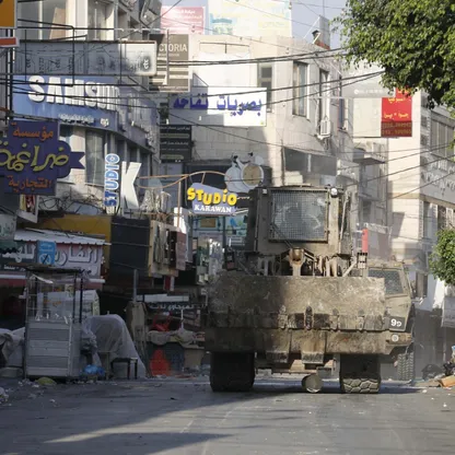 مسؤول فلسطيني يحذر من انهيار السلطة بسبب احتجاز إسرائيل لأموال المقاصة