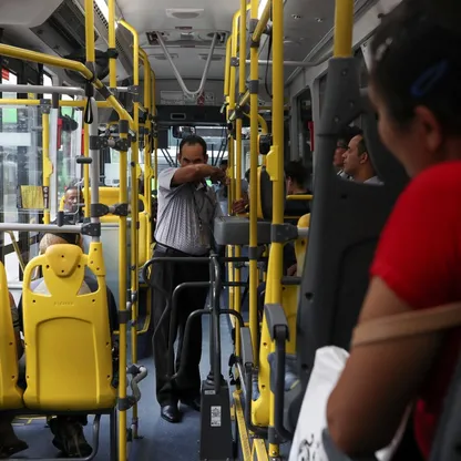 السعال المزمن.. أعراض مرهقة ومضاعفات خطيرة